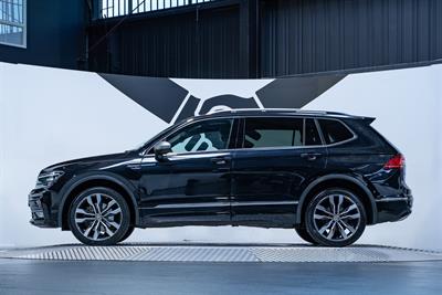 2019 Volkswagen Tiguan - Thumbnail