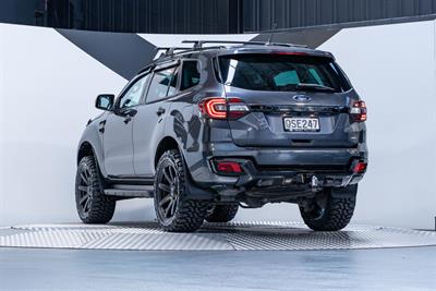 2021 Ford Everest - Thumbnail