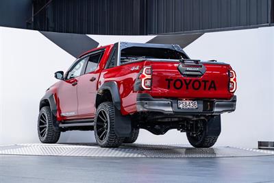 2023 Toyota Hilux - Thumbnail