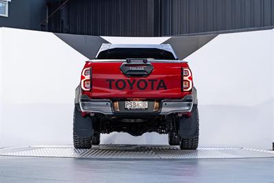 2023 Toyota Hilux - Thumbnail