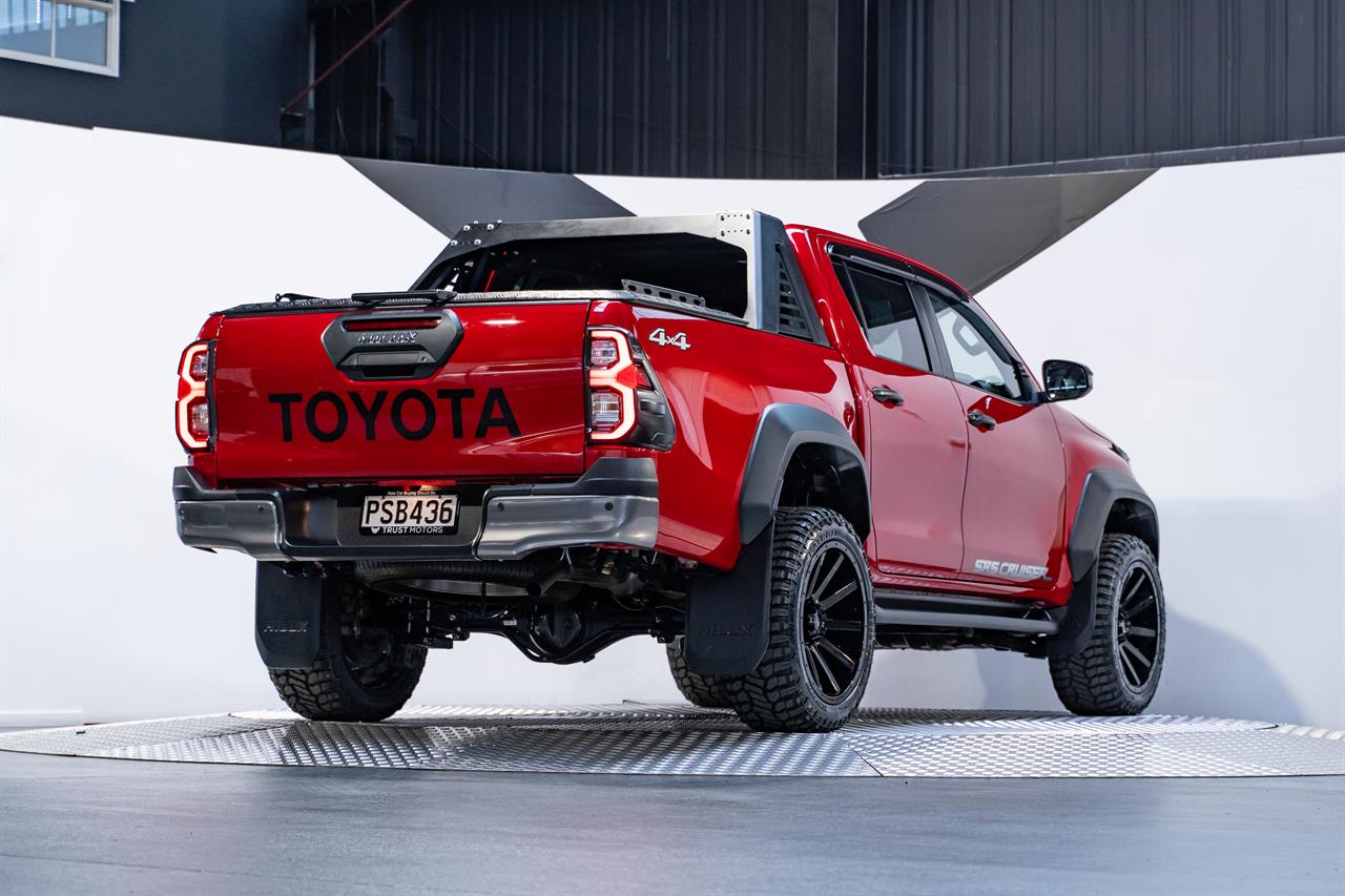 2023 Toyota Hilux