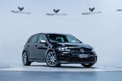 2015 Volkswagen Golf - Thumbnail