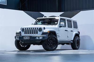 2020 Jeep Wrangler - Thumbnail