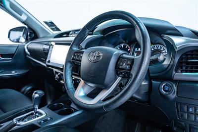 2021 Toyota Hilux - Thumbnail