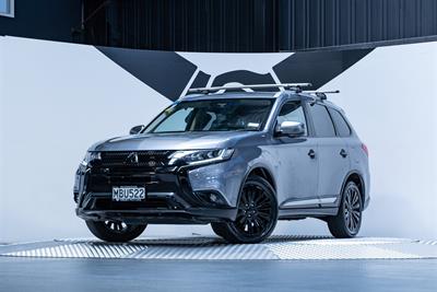 2019 Mitsubishi Outlander - Thumbnail