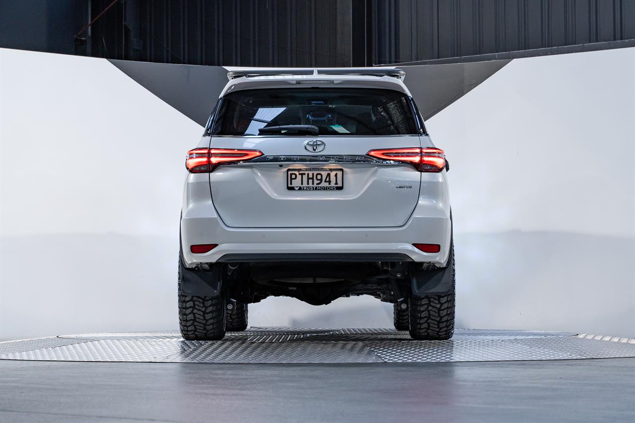 2023 Toyota Fortuner