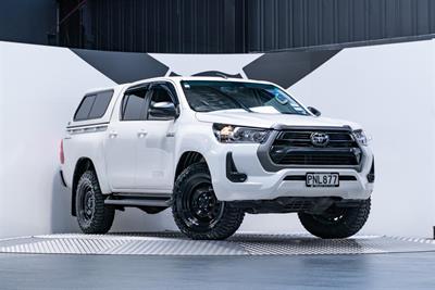 2022 Toyota Hilux - Thumbnail