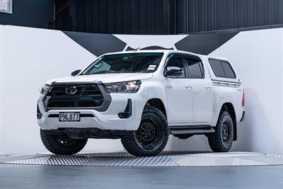 2022 Toyota Hilux - Thumbnail