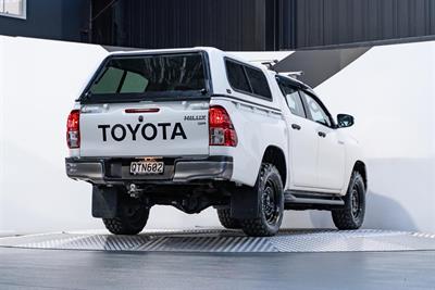 2021 Toyota Hilux - Thumbnail