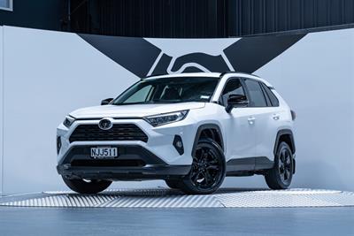 2021 Toyota Rav4 - Thumbnail