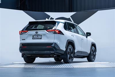 2021 Toyota Rav4 - Thumbnail