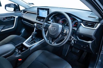 2019 Toyota Rav4 - Thumbnail