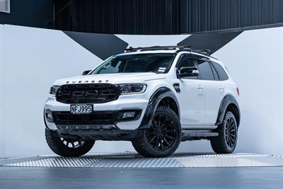 2021 Ford Everest - Thumbnail