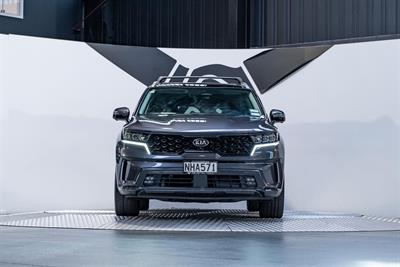 2021 Kia Sorento - Thumbnail