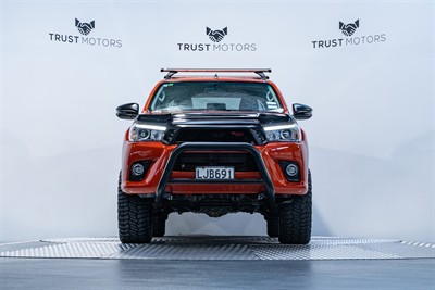 2018 Toyota Hilux - Thumbnail