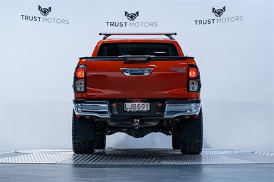 2018 Toyota Hilux - Thumbnail