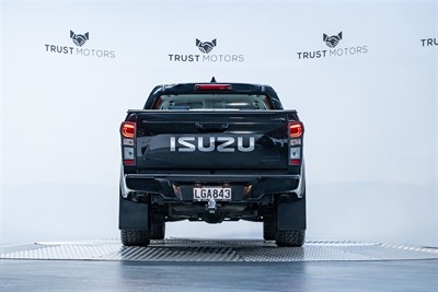 2018 Isuzu D-Max - Thumbnail