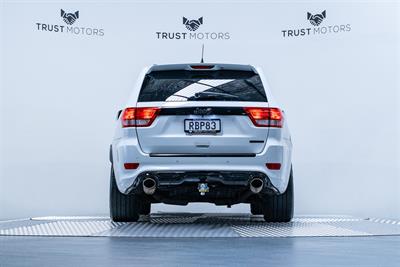 2013 Jeep Grand Cherokee - Thumbnail