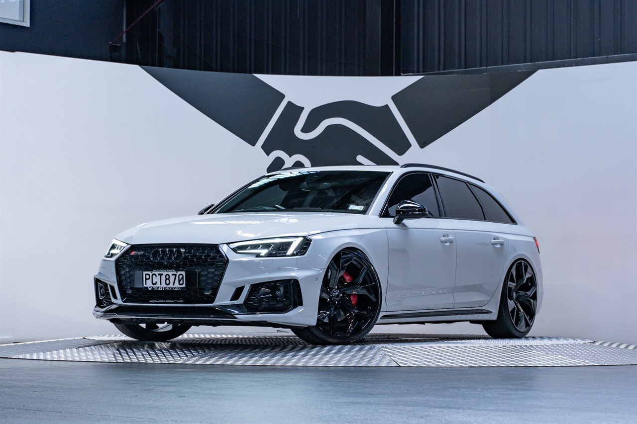 2019 Audi RS4