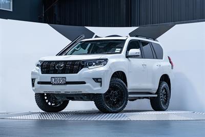 2018 Toyota Landcruiser Prado - Thumbnail