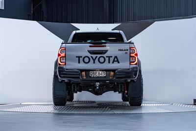 2023 Toyota Hilux - Thumbnail