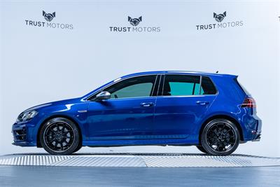 2014 Volkswagen Golf - Thumbnail