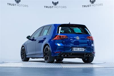 2014 Volkswagen Golf - Thumbnail