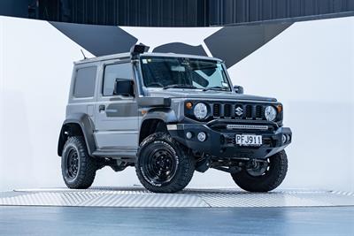 2022 Suzuki Jimny - Thumbnail