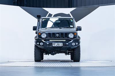 2022 Suzuki Jimny - Thumbnail