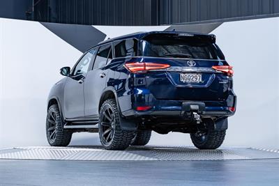 2021 Toyota Fortuner - Thumbnail