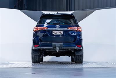 2021 Toyota Fortuner - Thumbnail