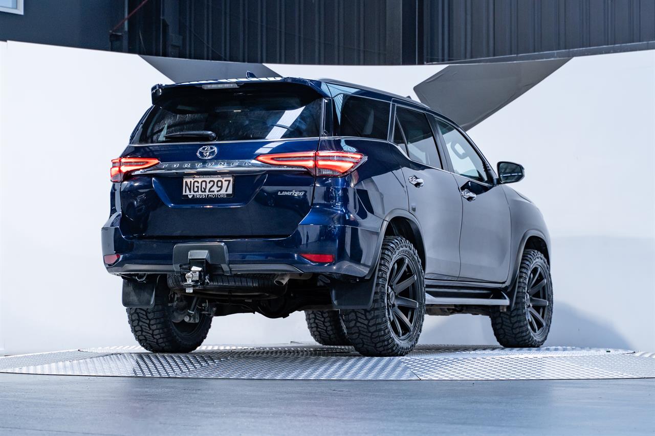 2021 Toyota Fortuner