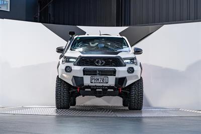 2022 Toyota Hilux - Thumbnail