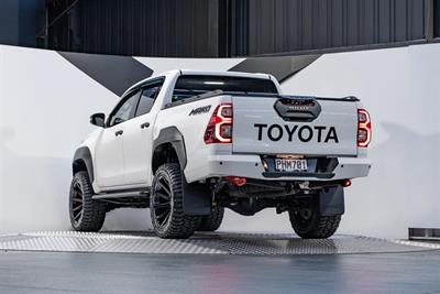 2022 Toyota Hilux - Thumbnail