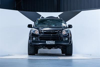 2016 Isuzu D-Max - Thumbnail