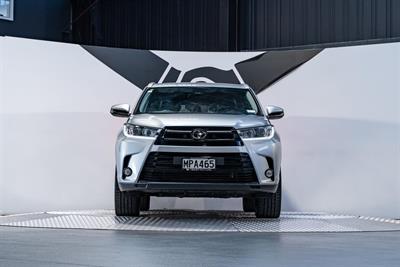 2019 Toyota Highlander - Thumbnail