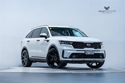 2020 Kia Sorento - Thumbnail