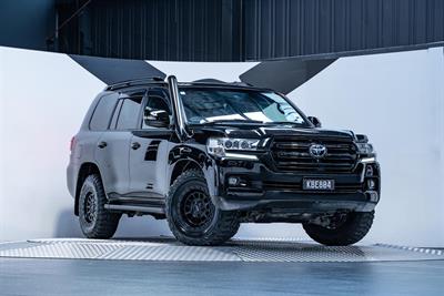 2016 Toyota Landcruiser - Thumbnail