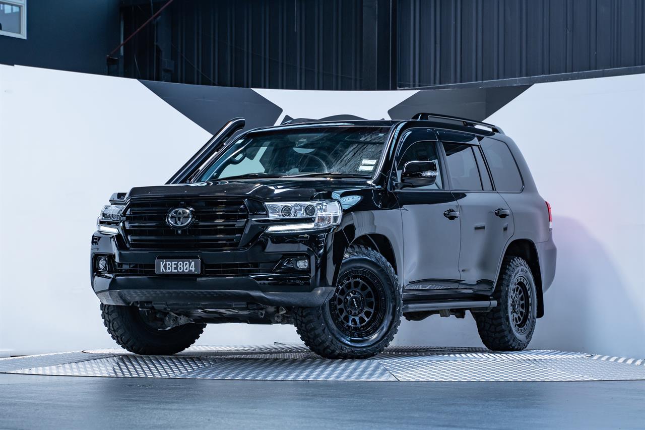 2016 Toyota Landcruiser