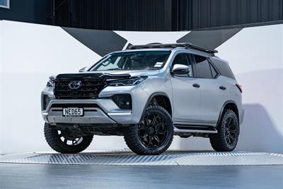 2020 Toyota Fortuner - Thumbnail