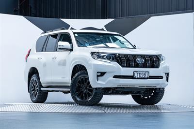 2018 Toyota Landcruiser Prado - Thumbnail