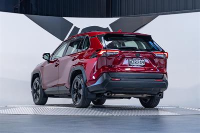 2020 Toyota Rav4 - Thumbnail