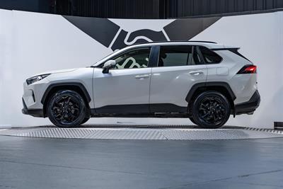 2019 Toyota Rav4 - Thumbnail