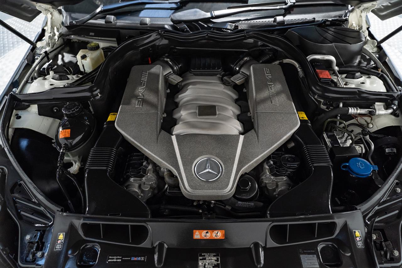 2012 Mercedes-Benz C 63