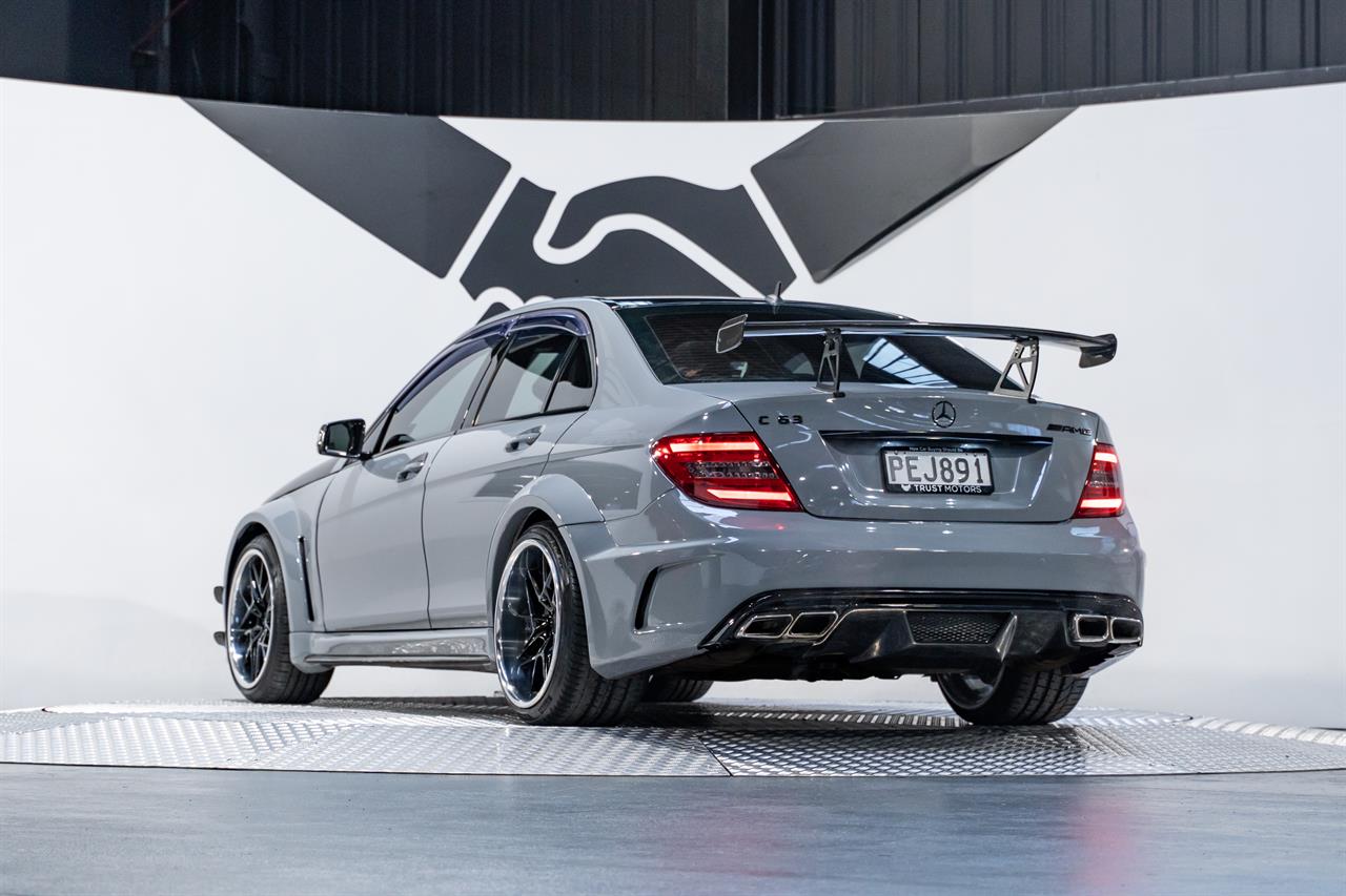 2012 Mercedes-Benz C 63