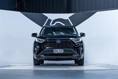 2019 Toyota Rav4 - Thumbnail