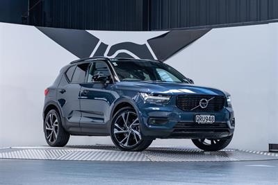 2022 Volvo Xc40 - Thumbnail