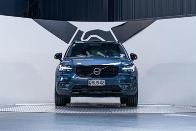 2022 Volvo Xc40 - Thumbnail