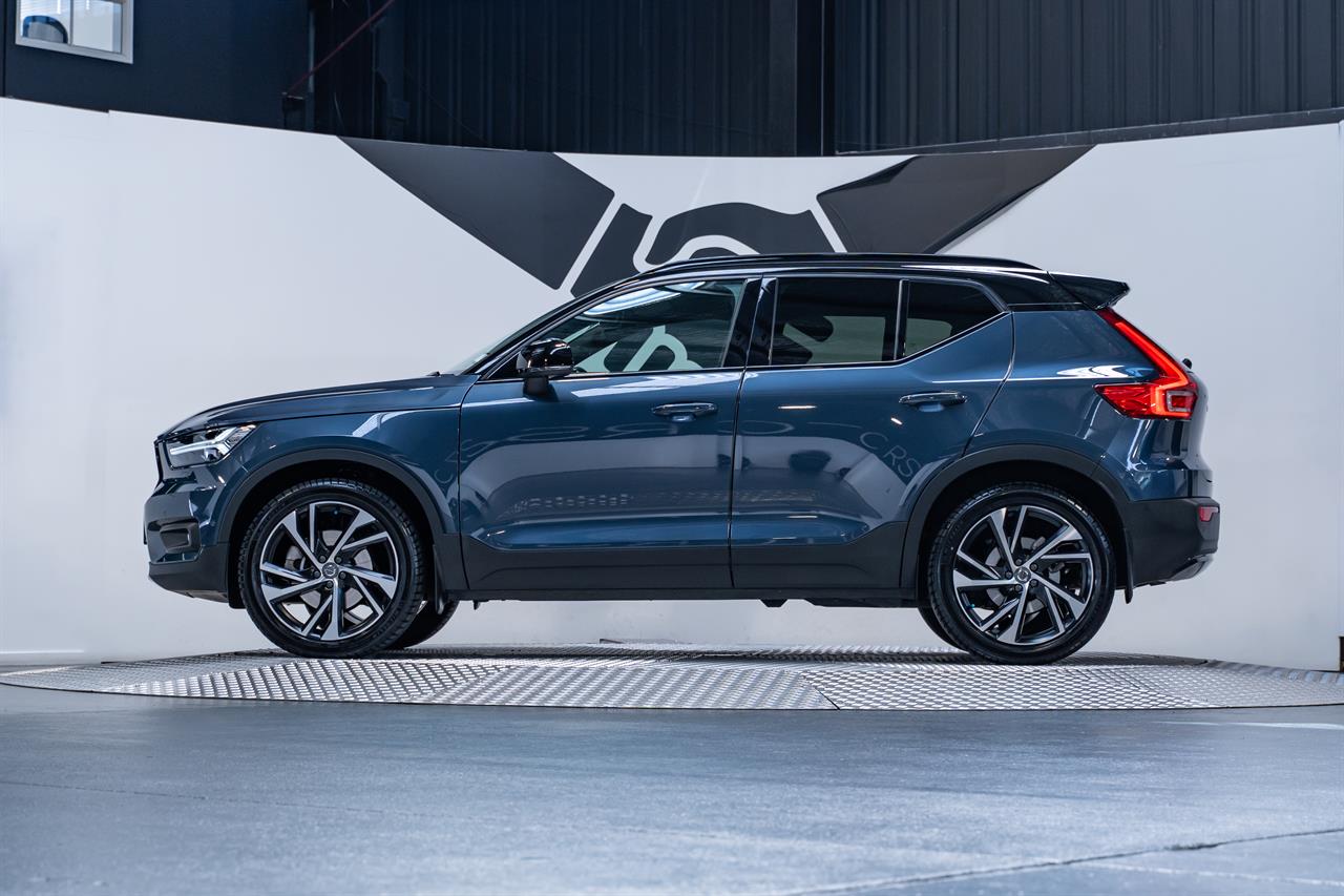 2022 Volvo Xc40