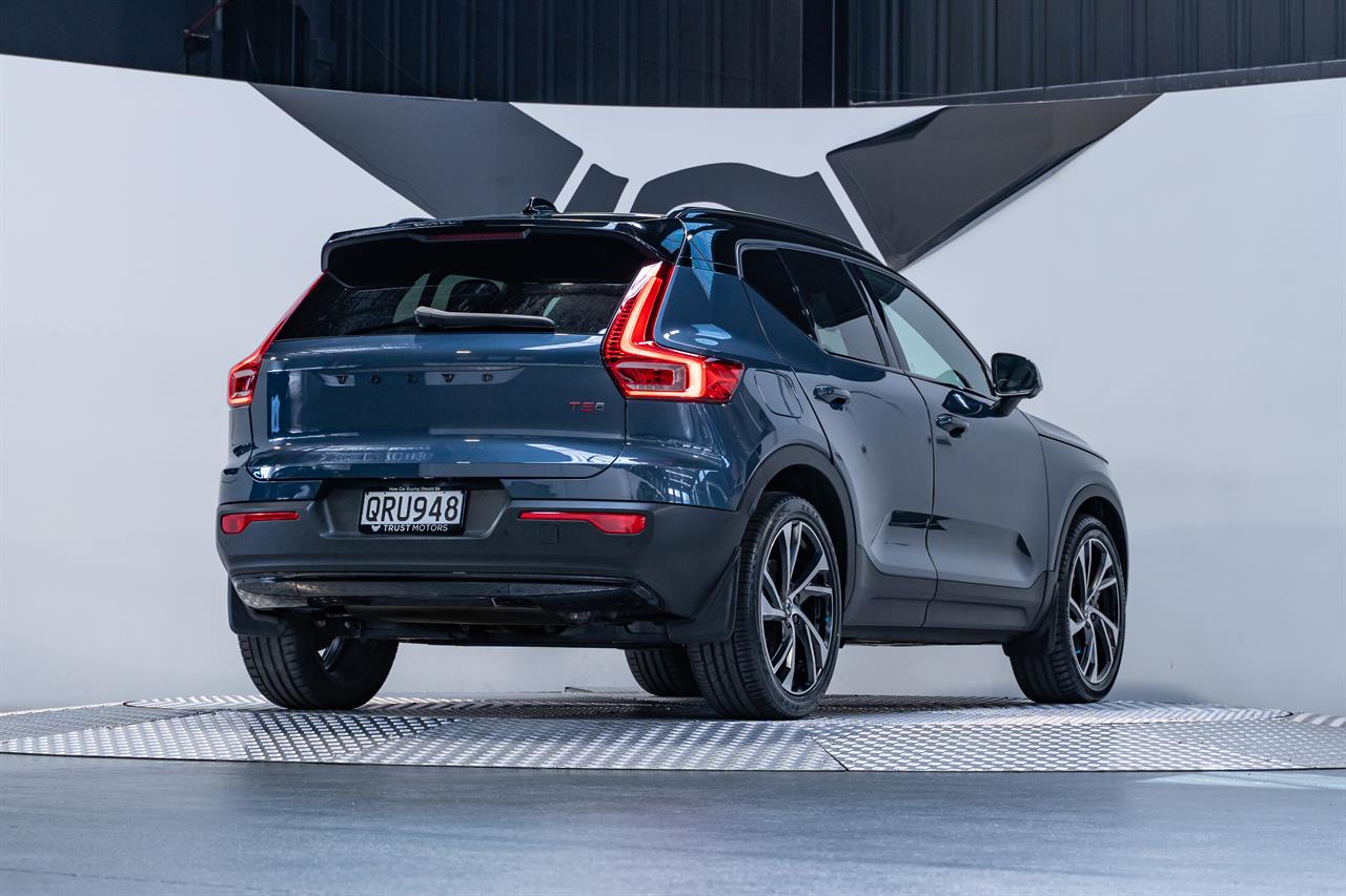 2022 Volvo Xc40